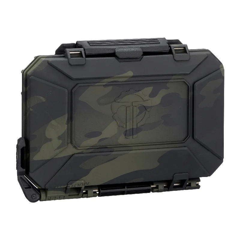 Multicam Black